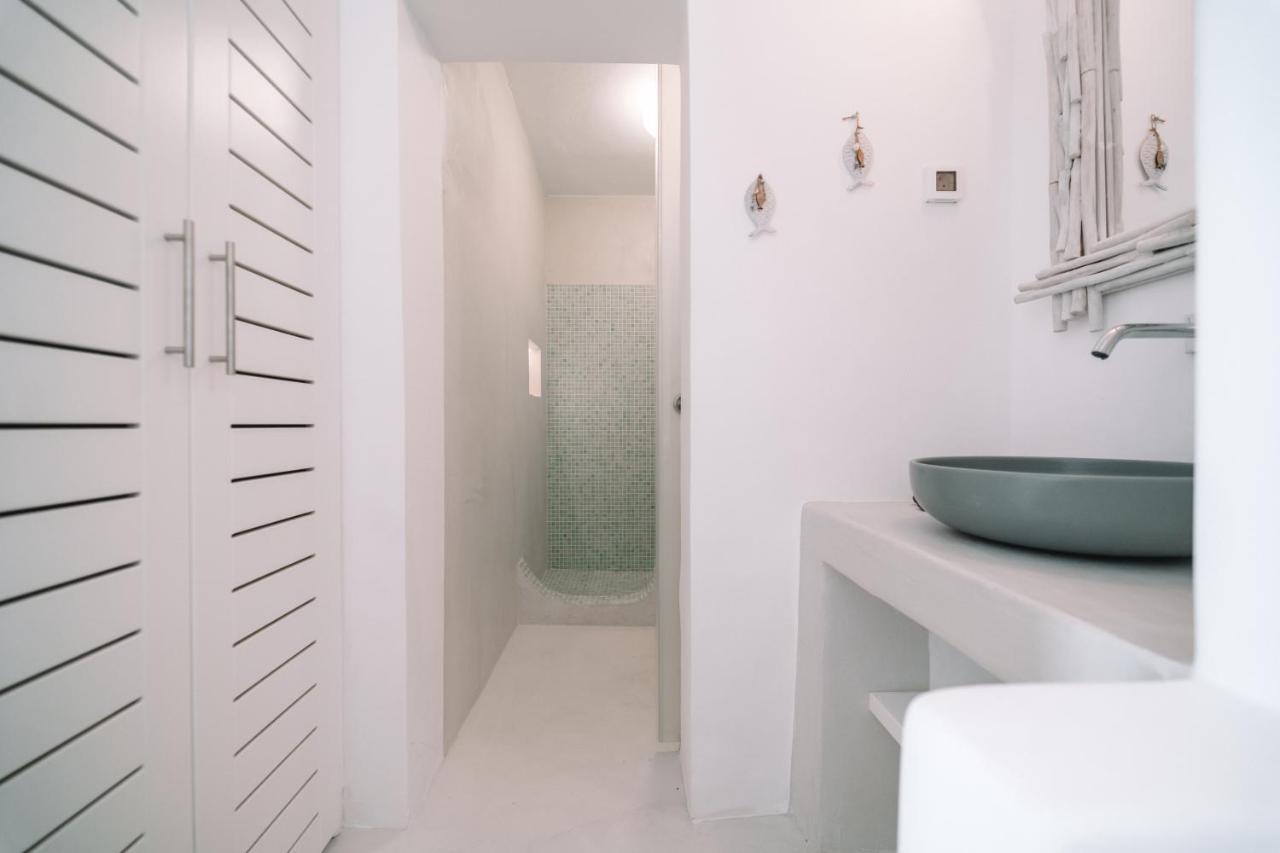 Nelya Suites (Adults Only) Megalochori  Extérieur photo